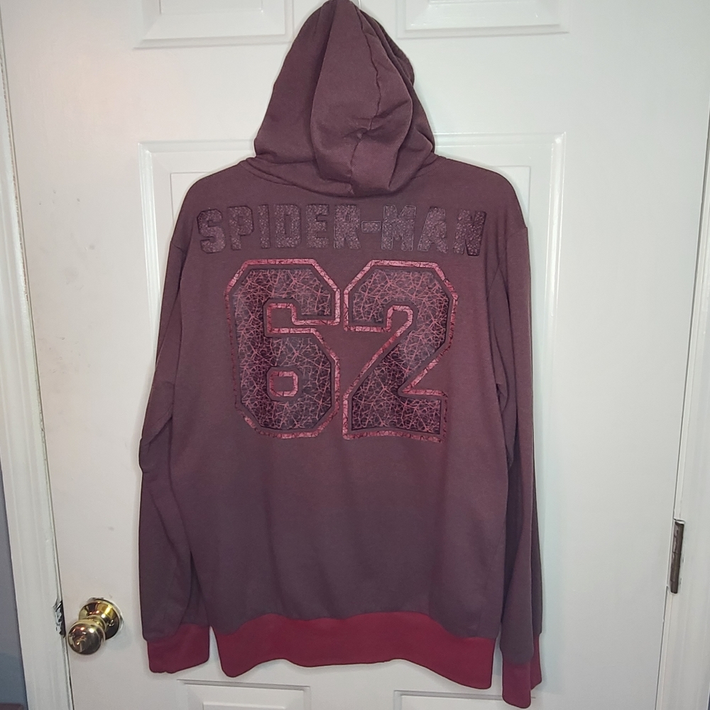 Marvel Spiderman 62 Graphic Hoodie Men's Size M